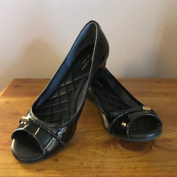 Cole Haan Tali Grand OTDT Wedges, Black Patent Size 7.5B - Picture 2 of 6